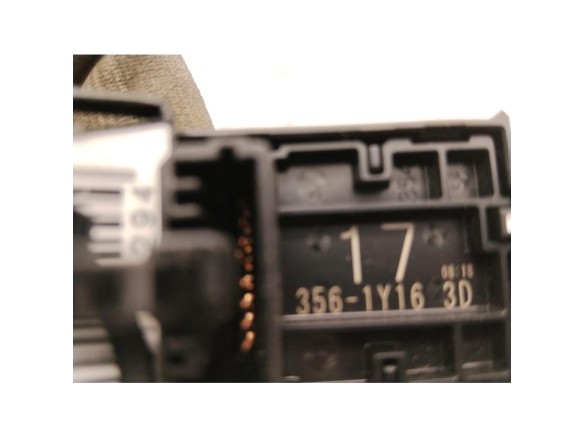 8481002260 MANDO ELEVALUNAS PUERTA LAT DEL DER TOYOTA YARIS CROSS (MXP_)|Desguaces La Cabaña