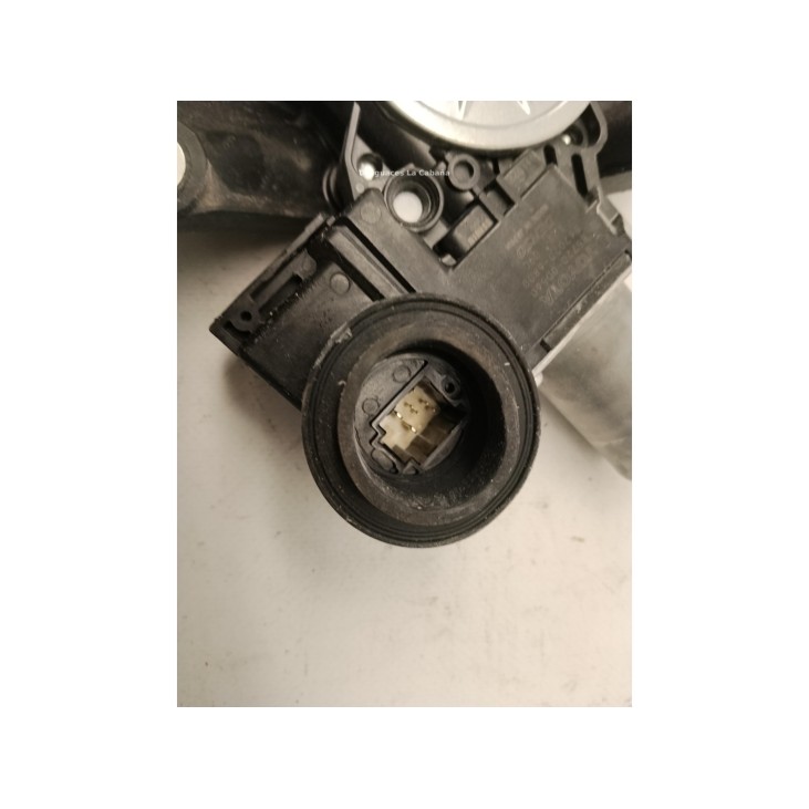 698400D440 ELEVALUNAS PUERTA LAT TRA IZQ TOYOTA YARIS CROSS (MXP_)|Desguaces La Cabaña