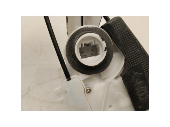 69050K0040 CERRADURA PUERTA LAT TRA DER TOYOTA YARIS CROSS (MXP_)|Desguaces La Cabaña