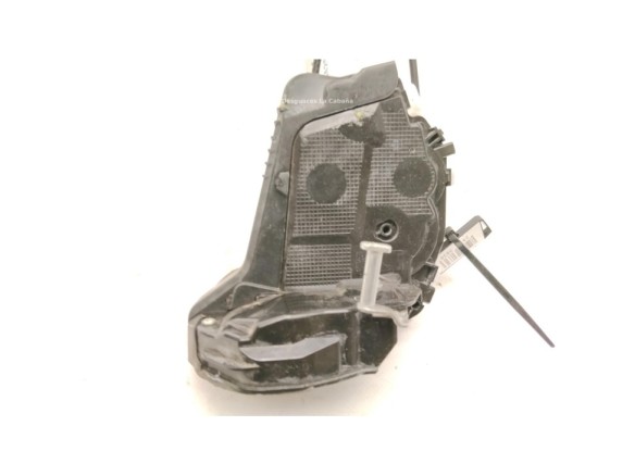 69050K0040 CERRADURA PUERTA LAT TRA DER TOYOTA YARIS CROSS (MXP_)|Desguaces La Cabaña