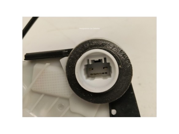 69030K0031 CERRADURA PUERTA LAT DEL DER TOYOTA YARIS CROSS (MXP_)|Desguaces La Cabaña