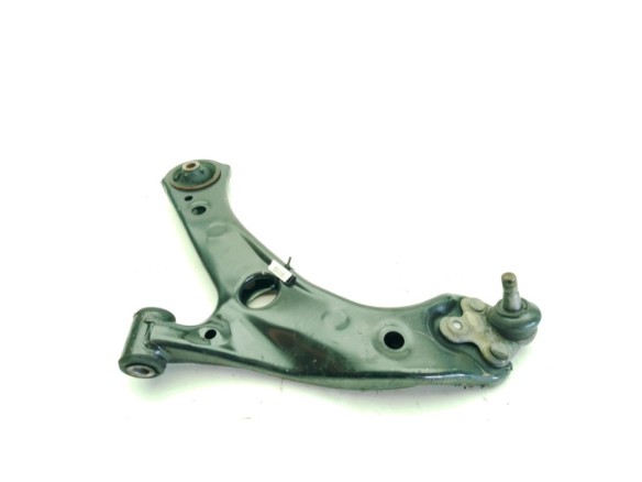 4806902410 BRAZO SUSPENSION DEL IZQ INF TOYOTA COROLLA Ranchera familiar (_E21_)|Desguaces La Cabaña