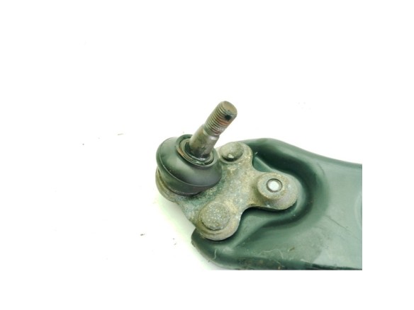 4806802330 BRAZO SUSPENSION DEL DER INF TOYOTA COROLLA Ranchera familiar (_E21_)|Desguaces La Cabaña
