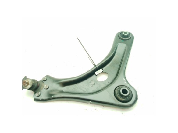 1673629880 BRAZO SUSPENSION DEL DER INF PEUGEOT 208|Desguaces La Cabaña