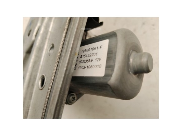 827208597R ELEVALUNAS PUERTA LAT TRA DER DACIA DUSTER (HM_)|Desguaces La Cabaña
