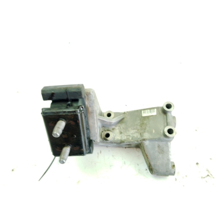   SOPORTE MOTOR IZQ IVECO DAILY VI Caja/Chasis|Desguaces La Cabaña