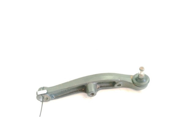   BRAZO SUSPENSION DEL DER INF IVECO DAILY VI Caja/Chasis|Desguaces La Cabaña