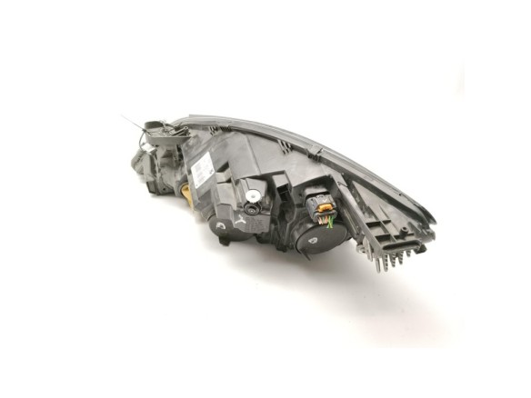 1628555380 FARO DERECHO PEUGEOT 308 II|Desguaces La Cabaña