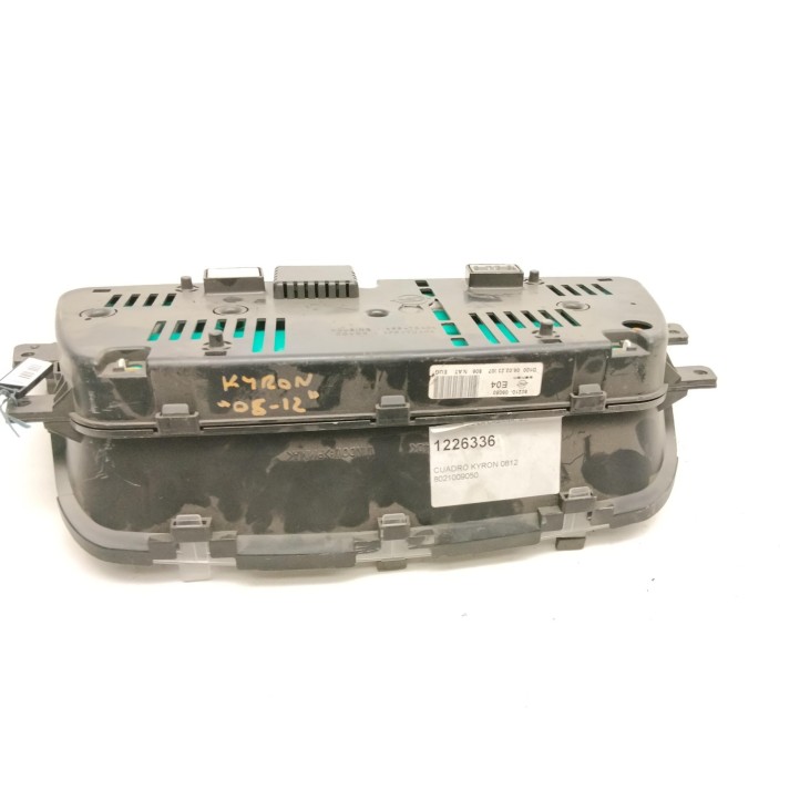 8021009050, CUADRO INSTRUMENTOS SSANGYONG KYRON|Desguaces La Cabaña