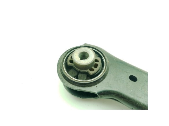 A910330250028, A910333000051 BRAZO SUSPENSION DEL IZQ INF MERCEDES BENZ SPRINTER 3,5-t Furgón (907, 910)|Desguaces La Cabaña