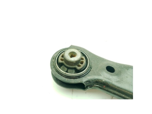 A9103302600 BRAZO SUSPENSION DEL DER INF MERCEDES BENZ SPRINTER 3,5-t Furgón (907, 910)|Desguaces La Cabaña