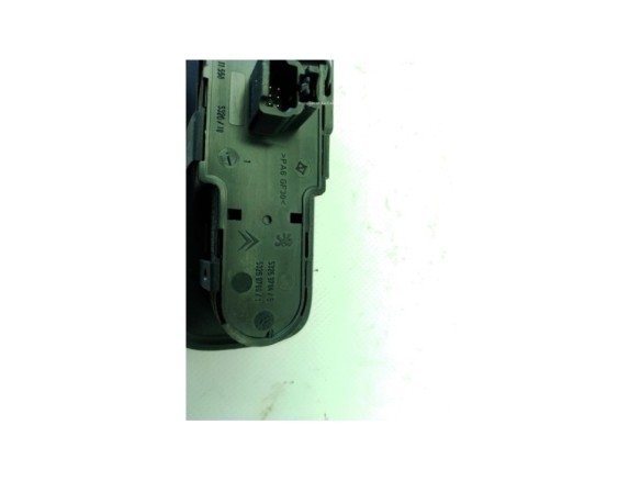   MANDO ELEVALUNAS PUERTA LAT DEL IZQ PEUGEOT 807 (E)|Desguaces La Cabaña