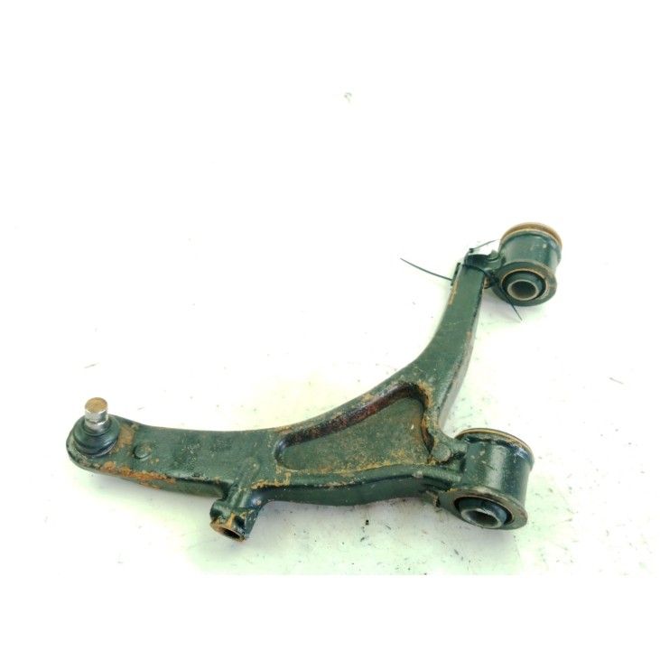8200767825 BRAZO SUSPENSION DEL DER INF RENAULT MASTER II Autobús (JD)|Desguaces La Cabaña