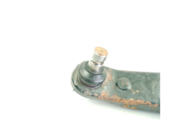 8200767825 BRAZO SUSPENSION DEL DER INF RENAULT MASTER II Autobús (JD)|Desguaces La Cabaña