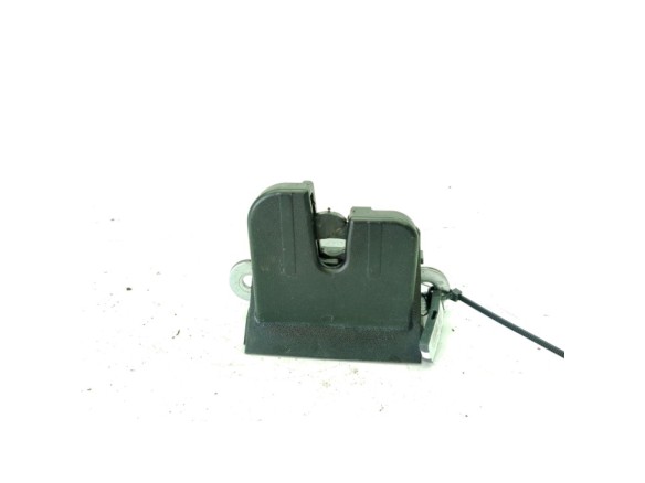 1P0827505E 9B9 CERRADURA PORTON / TAPA MALETA SEAT LEON (1P1)|Desguaces La Cabaña