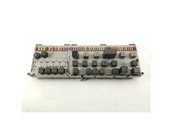 1398062 1436458 CAJA FUSIBLES INTERIOR (BSI)  SCANIA P,G,R,T - series|Desguaces La Cabaña