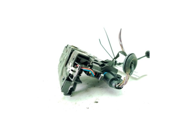 7L0839016D CERRADURA PUERTA LAT TRA DER SKODA OCTAVIA II Combi (1Z5)|Desguaces La Cabaña