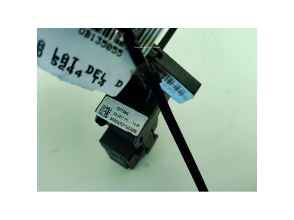 30710892 MANDO ELEVALUNAS PUERTA LAT DEL DER VOLVO S80 II (124)|Desguaces La Cabaña