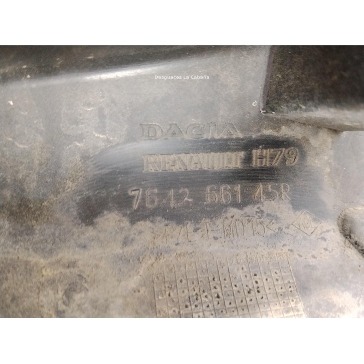 821007807R PUERTA LAT TRA DER DACIA DUSTER|Desguaces La Cabaña 2