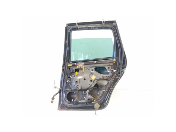 821007807R PUERTA LAT TRA DER DACIA DUSTER|Desguaces La Cabaña