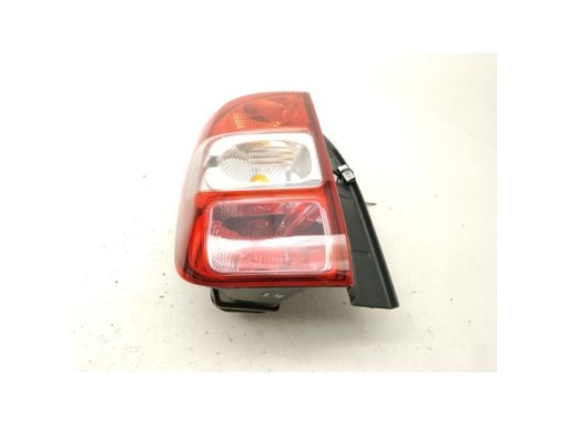 821007807R PUERTA LAT TRA DER DACIA DUSTER|Desguaces La Cabaña