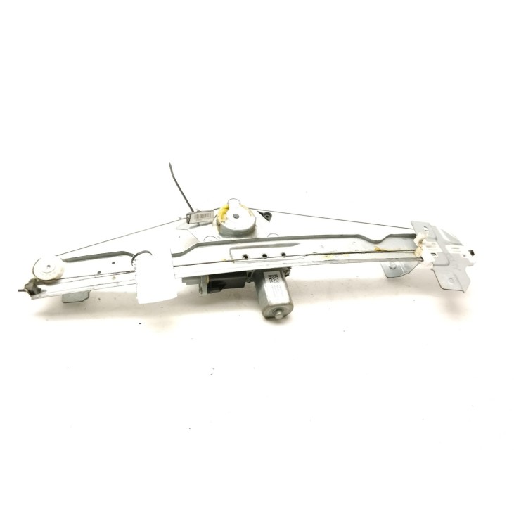807210751R ELEVALUNAS PUERTA LAT DEL IZQ DACIA DUSTER|Desguaces La Cabaña
