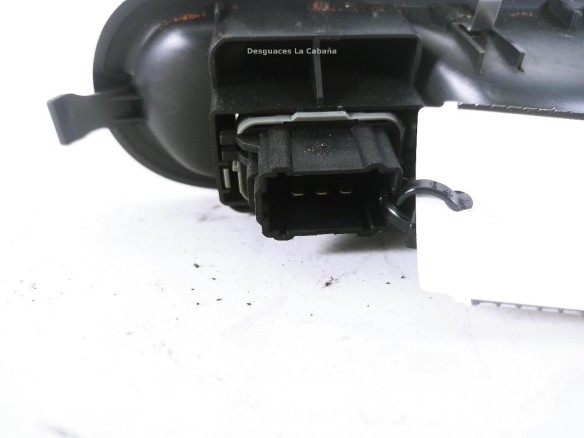 8200356517 MANDO ELEVALUNAS PUERTA LAT DEL DER RENAULT CLIO III (BR0/1, CR0/1) |Desguaces La Cabaña