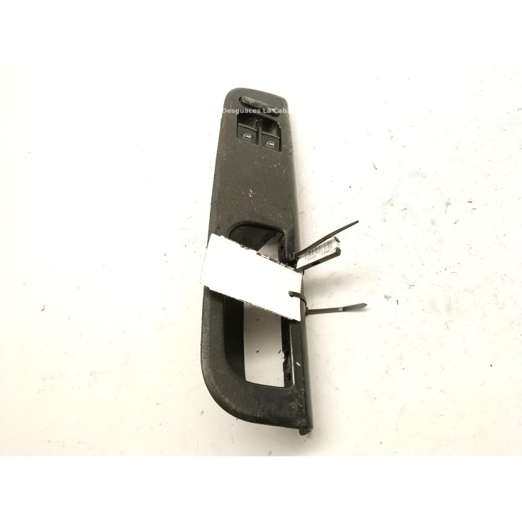   MANDO ELEVALUNAS PUERTA LAT DEL IZQ VW PASSAT (3B3)|Desguaces La Cabaña