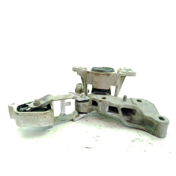 A4472410713 SOPORTE MOTOR DER MERCEDES BENZ VITO Furgón (W447)|Desguaces La Cabaña