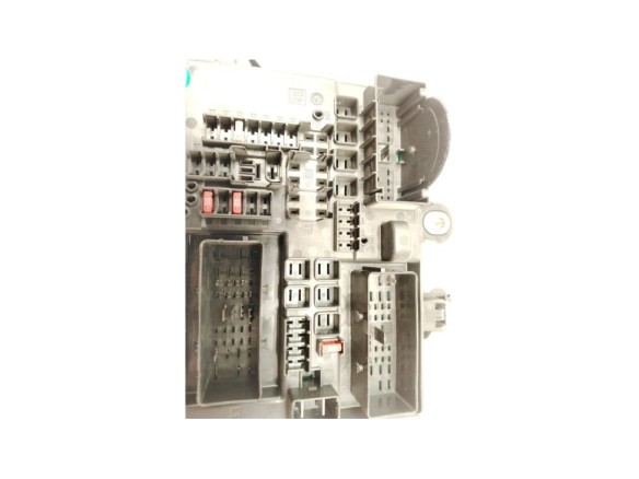  1327731704NA CAJA FUSIBLES INTERIOR (BSI) OPEL INSIGNIA A (G09)|Desguaces La Cabaña