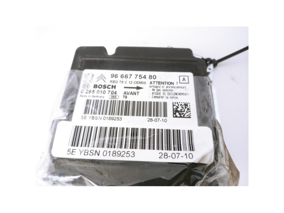 96845302ZE KIT AIRBAGS + SALPICADERO + CINTURONES O ANCLAJE + CENTRALIT PEUGEOT 5008|Desguaces La Cabaña