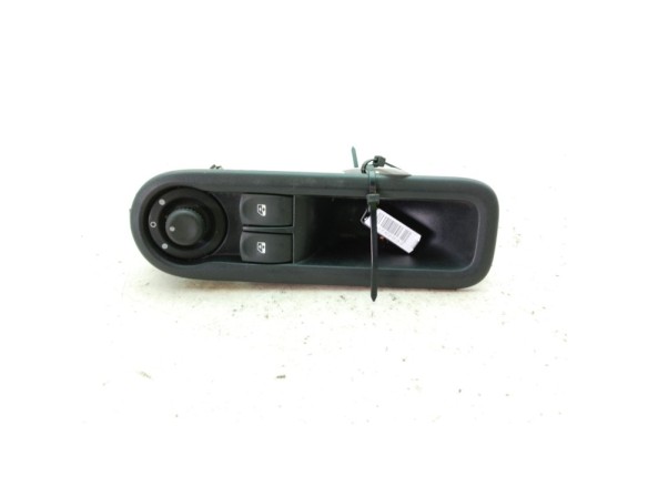 214939A MANDO ELEVALUNAS PUERTA LAT DEL IZQ RENAULT CLIO III (BR0/1, CR0/1)|Desguaces La Cabaña