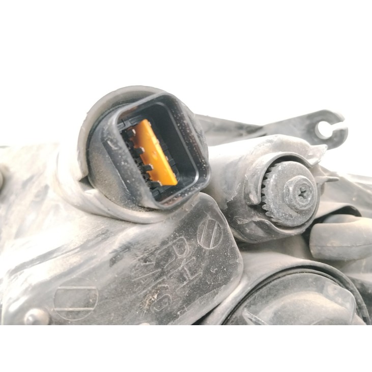 921024P000 FARO DERECHO HYUNDAI i20 (PB, PBT)|Desguaces La Cabaña