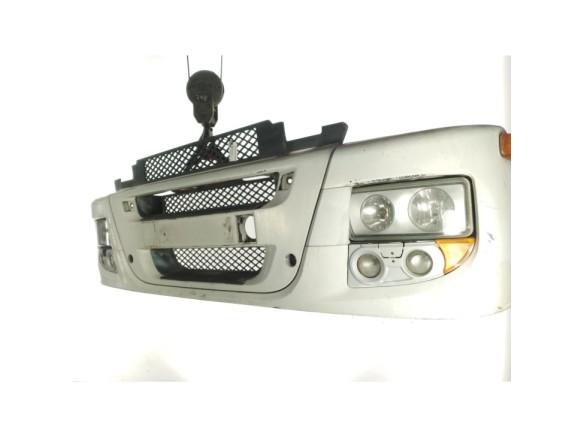 504284316 PARAGOLPES DELANTERO IVECO Stralis|Desguaces La Cabaña