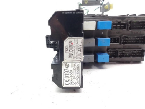9118826105 CAJA FUSIBLES INTERIOR (BSI) HYUNDAI SANTA FÉ I (SM) |Desguaces La Cabaña