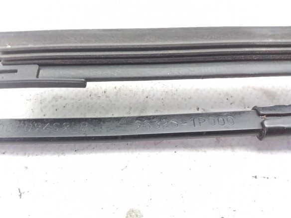 983201P000 BRAZO LIMPIAPARABRISAS DEL DER HYUNDAI ix20 (JC) |Desguaces La Cabaña