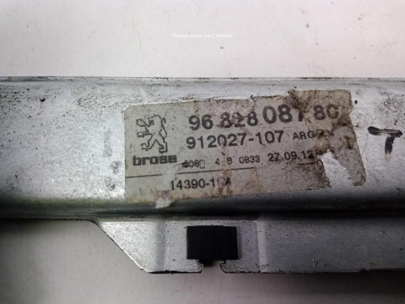 96828808780 ELEVALUNAS PUERTA LAT TRA IZQ PEUGEOT 5008 |Desguaces La Cabaña