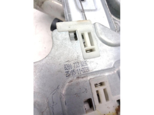 8200733828E ELEVALUNAS PUERTA LAT DEL DER DACIA DUSTER |Desguaces La Cabaña