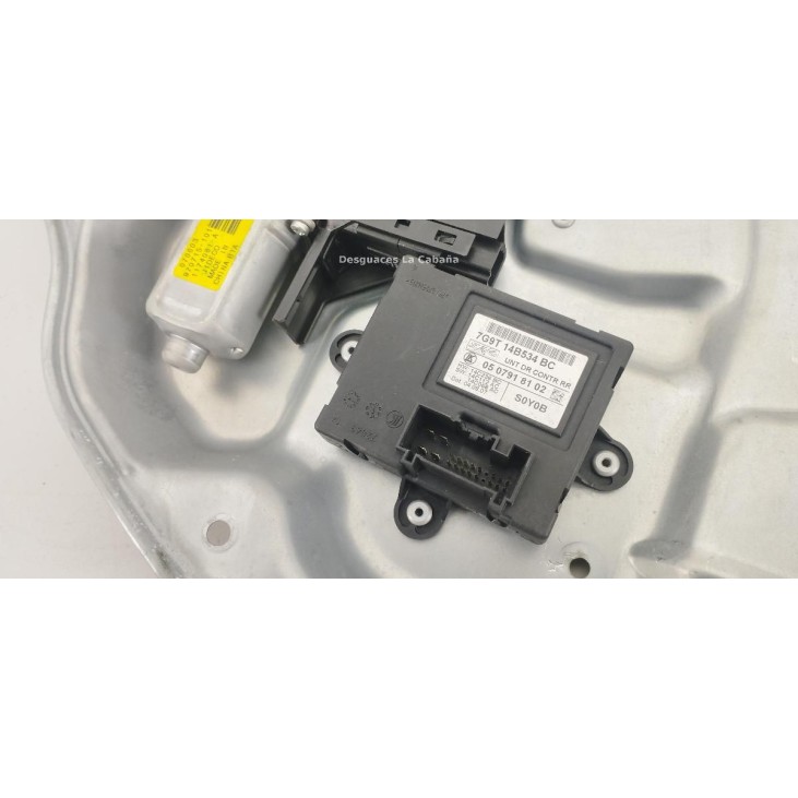 970715101 ELEVALUNAS PUERTA LAT TRA IZQ VOLVO XC70 II (136) |Desguaces La Cabaña