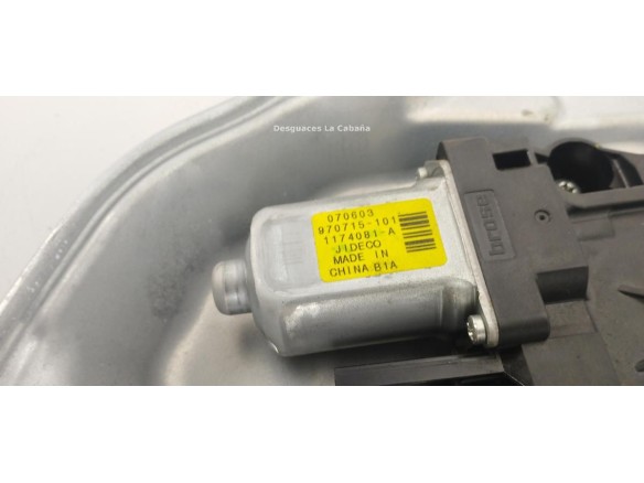 970715101 ELEVALUNAS PUERTA LAT TRA IZQ VOLVO XC70 II (136) |Desguaces La Cabaña
