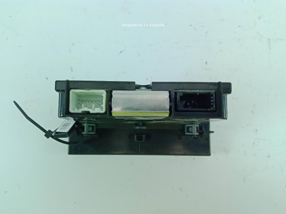 30797720 DISPLAY VOLVO C70 II Descapotable (542) |Desguaces La Cabaña