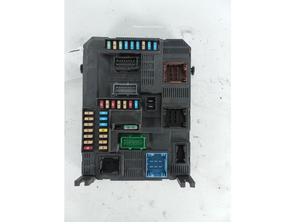 9807531680 CAJA FUSIBLES INTERIOR (BSI) CITROEN C4 CACTUS |Desguaces La Cabaña