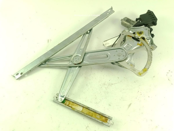 8571002420B ELEVALUNAS PUERTA LAT DEL DER TOYOTA AURIS (_E18_) |Desguaces La Cabaña