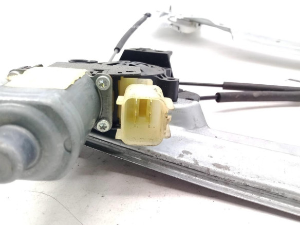 130822733 ELEVALUNAS PUERTA LAT DEL DER FORD KUGA II (DM2) |Desguaces La Cabaña