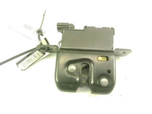 905039326R CERRADURA PORTON / TAPA MALETA DACIA DUSTER |Desguaces La Cabaña