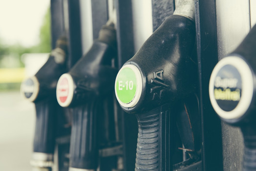 Qué debes saber sobre los cambios de etiqueta en la gasolina y diésel